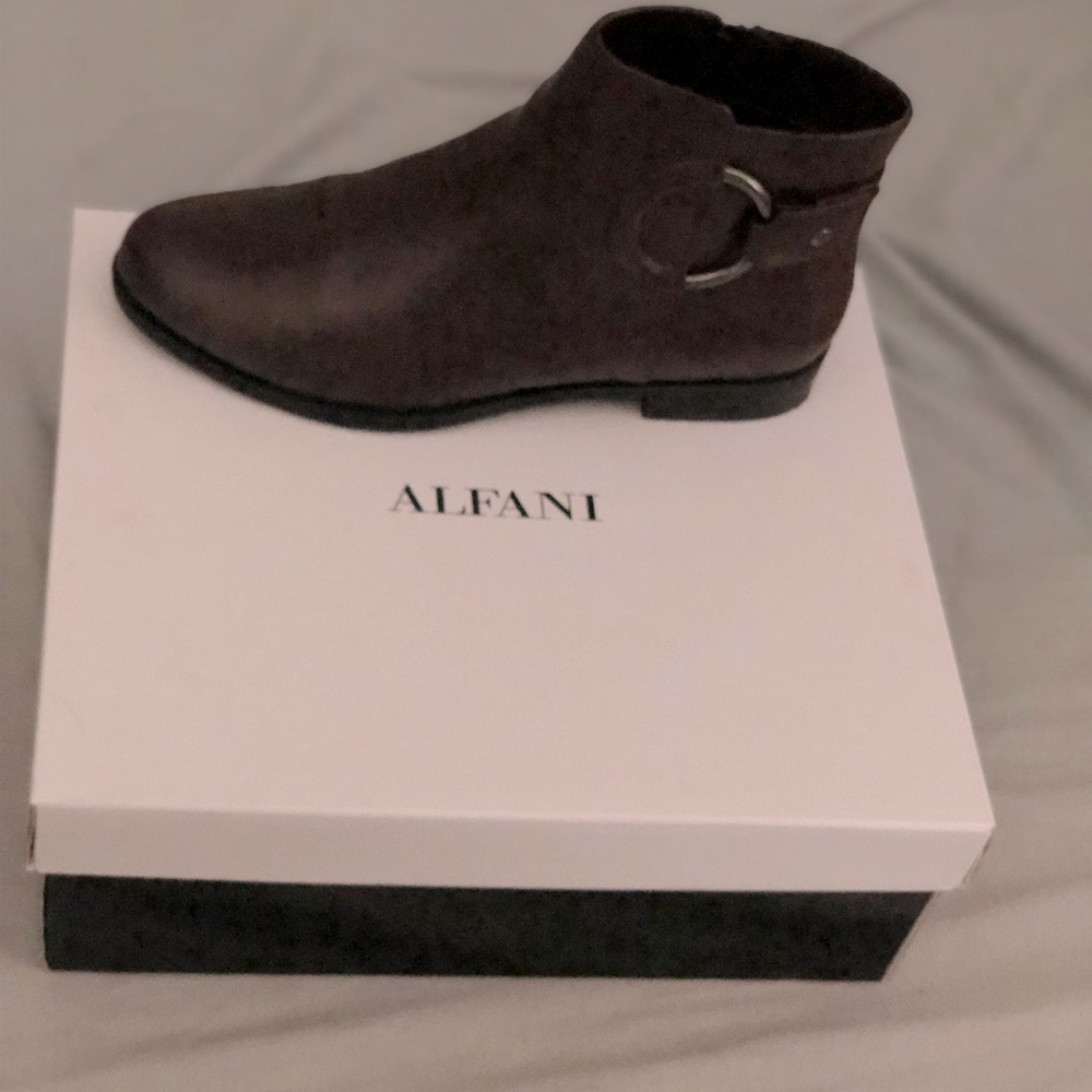 ALFANI boots